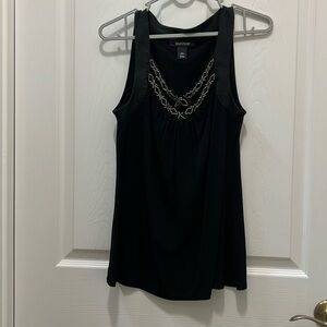 Accent cutout black top